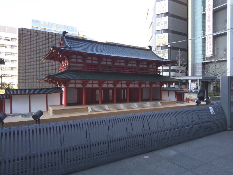 JR京都駅前 羅城門 復元模型