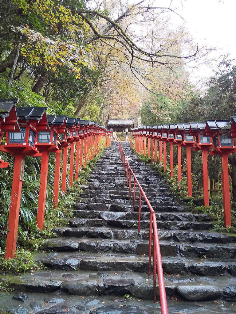 貴船神社 表門への石段 / 京都ブログガイド