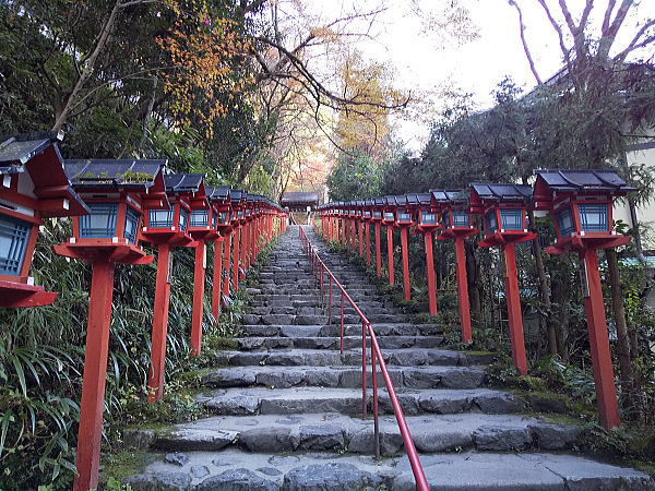 貴船神社 紅葉 2024 / 京都観光旅行ガイド