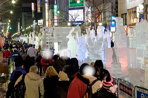 さっぽろ雪まつりライトアップ「すすきの会場」