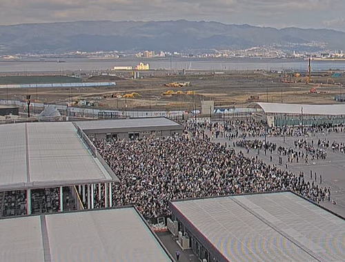 リアルタイムのライブカメラで東ゲートの待ち時間を知る