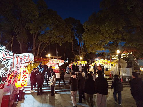 八坂神社 初詣 屋台 / 京都観光旅行ガイド