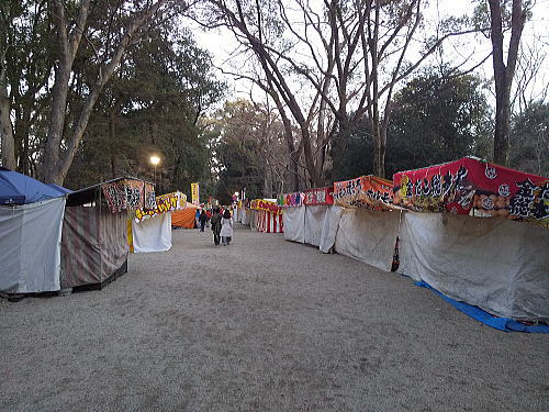下鴨神社 初詣 屋台 / 京都観光旅行ガイド