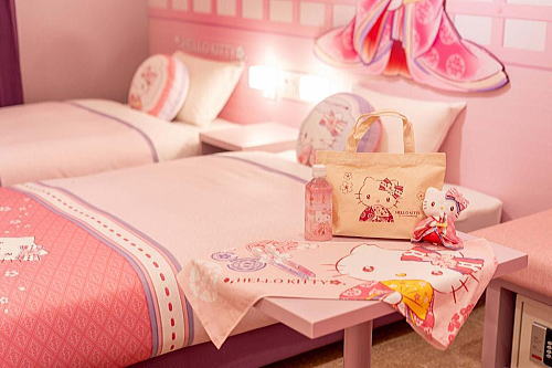 RESI STAY YASAKA 平安ハローキティルーム 限定アメニティ / 京都観光旅行ガイド