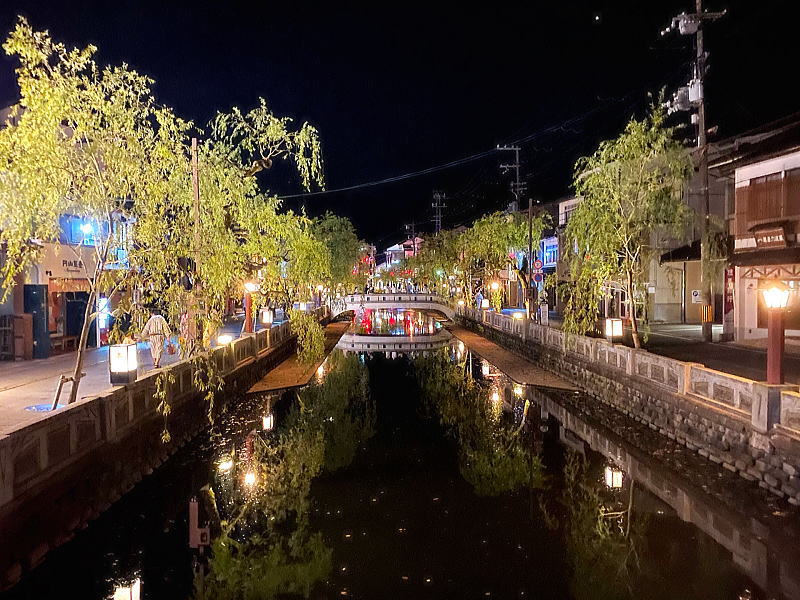 夜の城崎温泉
